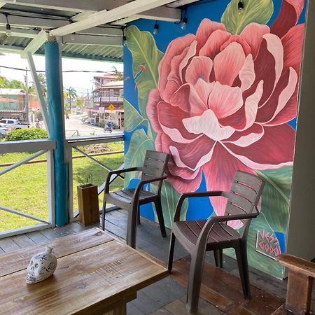 The Bocas Corner Hostel Бокас дел Торо Екстериор снимка