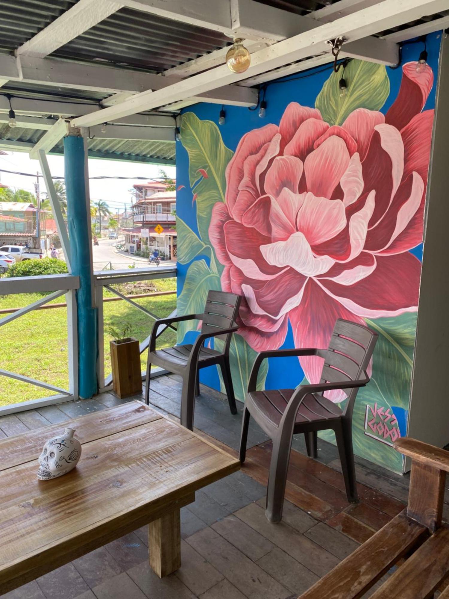 The Bocas Corner Hostel Бокас дел Торо Екстериор снимка